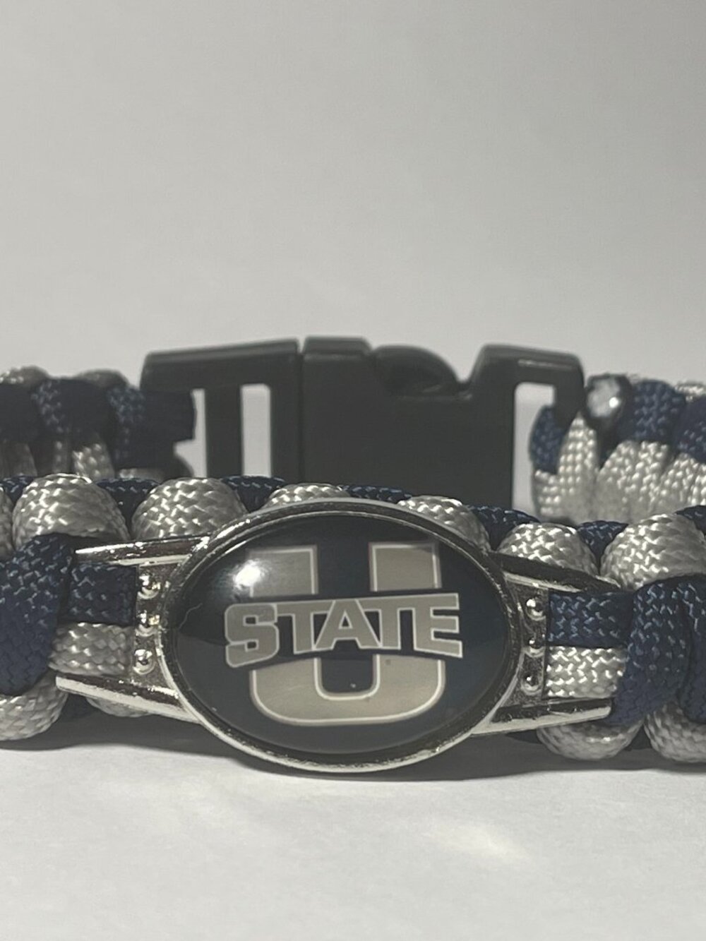 Utah State Aggies NCAA Paracord Bracelet NEW